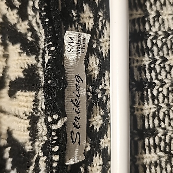 Knitted cardigan - Picture 2 of 3